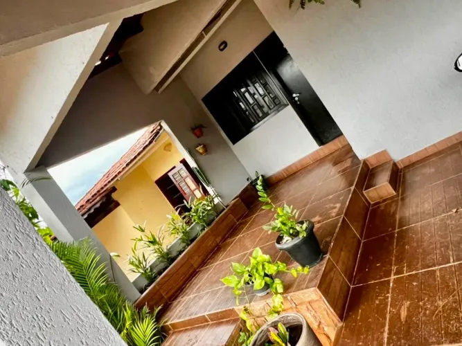 Casa 3 Quartos com Armarios- Ampla, Confortável e excelente espaço físico
