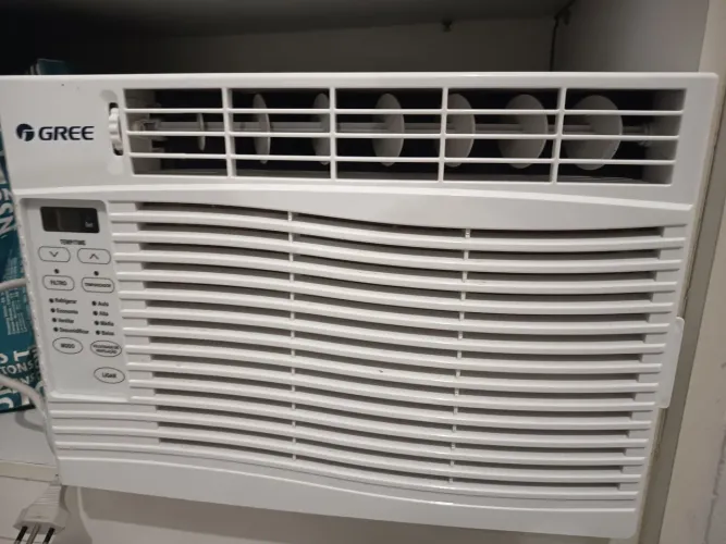 VENDO AR CONDICIONADO DE JANELA GREE 7.000 BTUS (FRIO)
