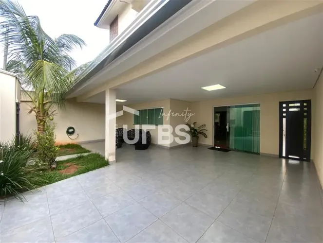 Casa com 250m² 4 quartos à venda no bairro Jardim Patrícia