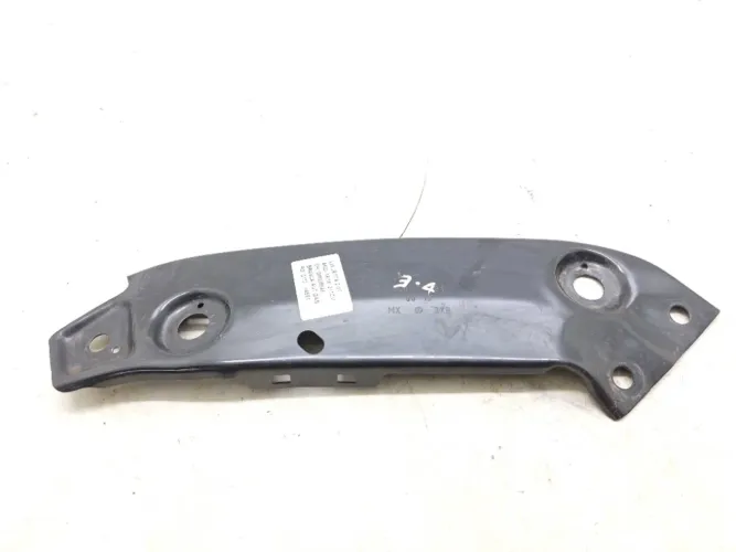 Suporte farol esquerdo Vw Jetta Tsi 2.0 2016 2017 5c6805931