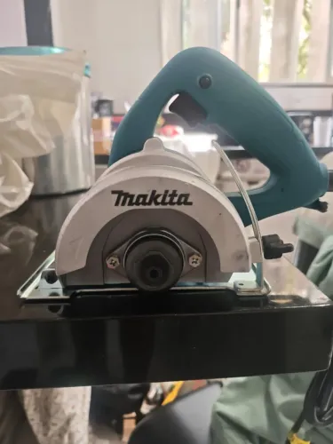 Serra mármore MAKITA NOVA NUNCA USADA