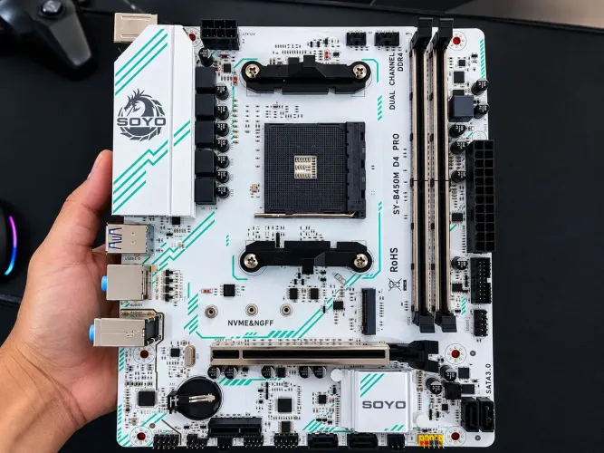 Placa-Mãe SOYO B450M D4 PRO DDR4 AMD AM4