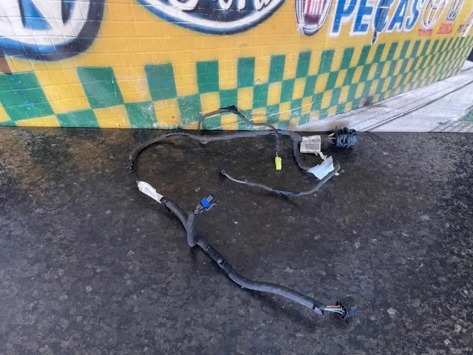 Instalação da porta direita fiat Fiorino 2012 