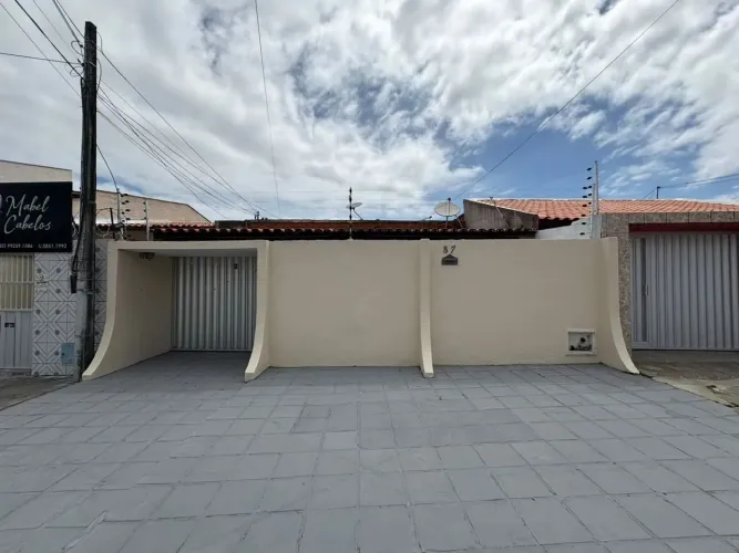 CASA para alugar na cidade de FORTALEZA-CE