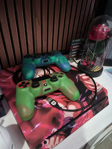 Ps4 1tb 2 controles