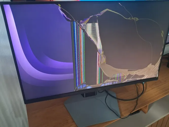 Monitor TCL 300hz (TELA QUEBRADA)