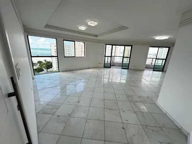 Cobertura Duplex | 279 m² | Setúbal | Piscina Privativa