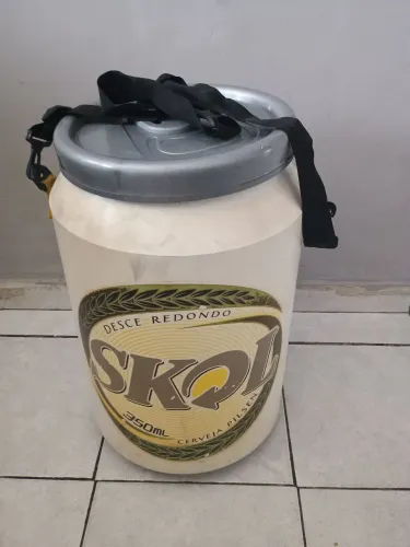 Cooler Skol para 24 latas