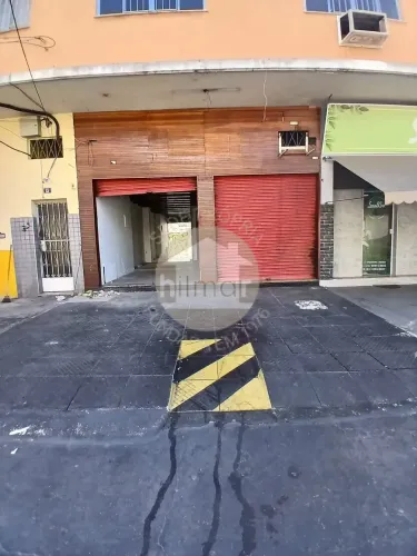BRÁS DE PINA - ÓTIMA LOJA COM 1 SALÃO COM DIVISÓRIAS COM MEZANINO, BANHEIRO, COZINHA, LOCA