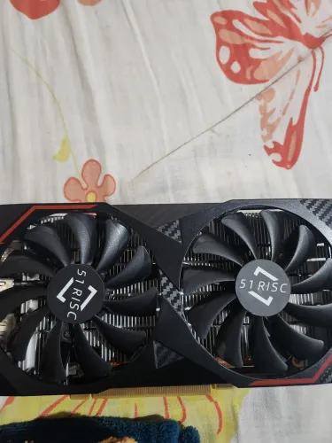 RX 6600M COM DEFEITO