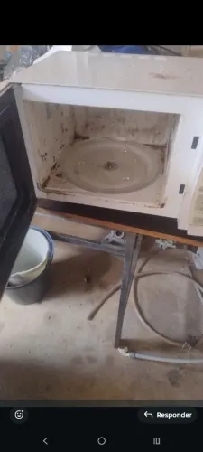 Vende tampa com placa funcionando Colormaq e microondas 