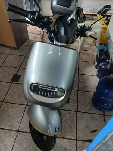 Moto elétrica