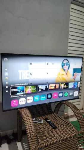 Smart tv dled nova na caixa