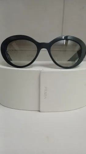 2Vendo óculos prada