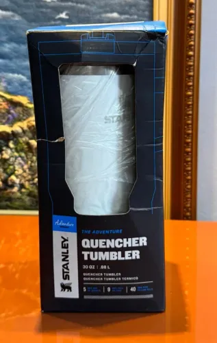 Copo Térmico Quencher Frost 887ml Branco Stanley Original