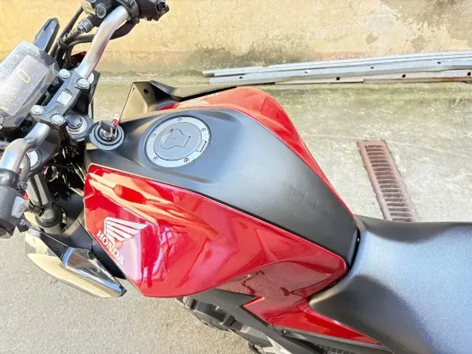 CB300F
