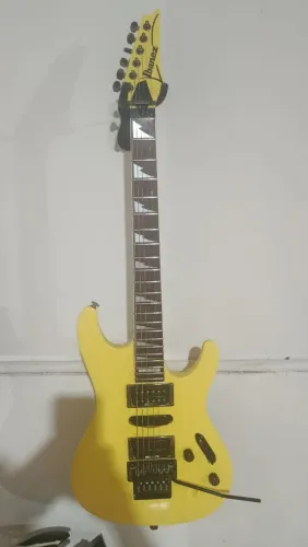 Guitarra Ibanez S540 Japonesa década de 90 em ótimo estado