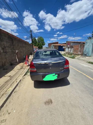 Toyota Etios XLS Sedan 1.5 Flex 16V 4P Mec. 2014