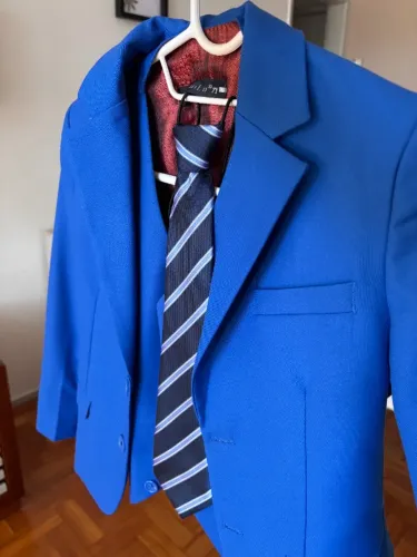 Terno Infantil Azul com gravata, colete e camisa - 7 anos