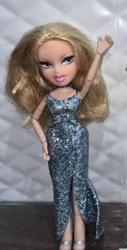 Boneca Bratz Cloe Diva Fashionista vintage
