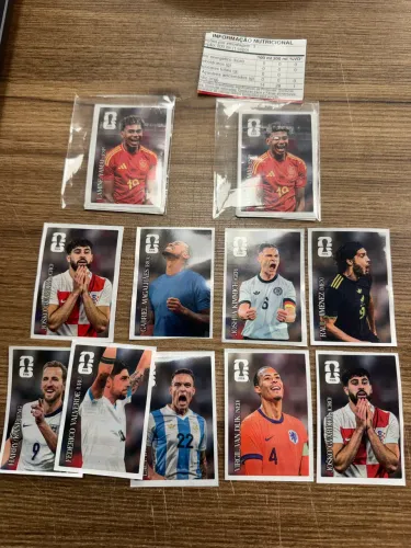 Kit figurinhas Coca-Cola 2026