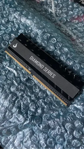 Memória Risemode Diamond DDR4 8GB (pra vender logo)