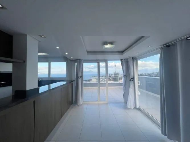 Aluguel | Apartamento Duplex no Estreito com 3 Quartos (1 suíte) e Terraço