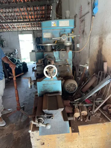 Torno mecânico fresadora