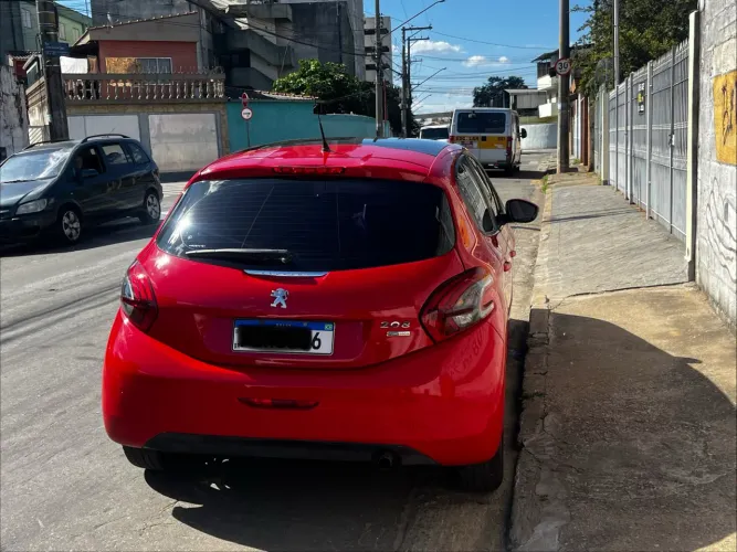 Peugeot 208 Allure 1.2 Flex 12V 5P Mec. 2017