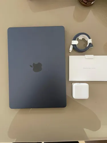 MACBOOK AIR M5 16/512 MIDNIGHT 13,6 NOVO