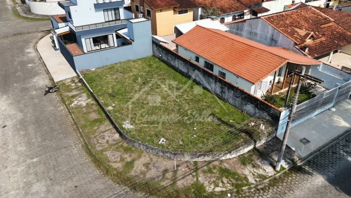 Terreno à venda em Peruíbe/SP