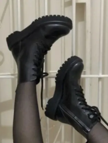 Coturno Feminino Tratorado Preto TAM 40