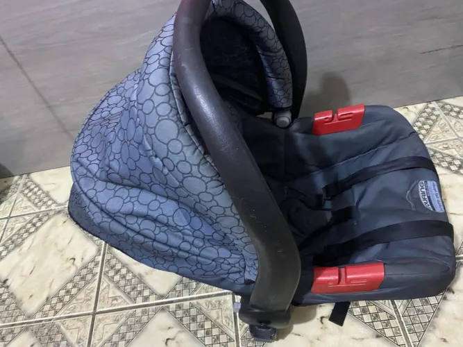 Bebê conforto novo