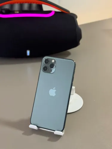 iPhone 11 Pro 64 GB excelente estado