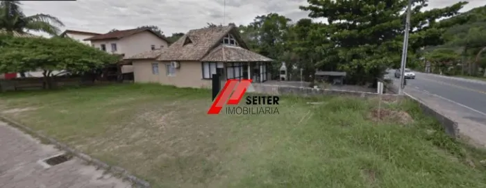 Terreno à venda em Florianópolis-SC Armação do Pântano do Sul 226m2 de área!