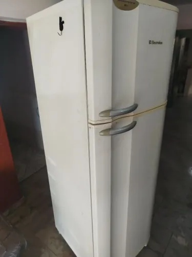Geladeira electrolux duplex