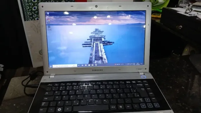 Notebook Samsung RV 420 I5 6Gb Ram HD 500 Gb