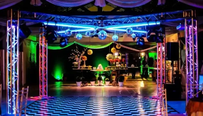 DJ. Casamento. Aniversário. 15 anos. Eventos corporativos.