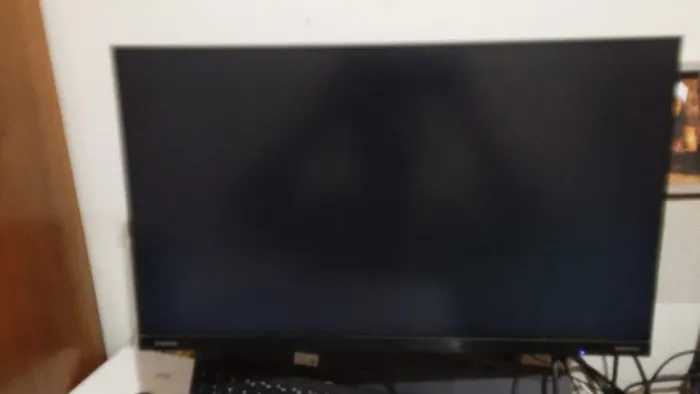 Monitor Samsung Odyssey G30 144hz 24 polegadas (Com defeito)