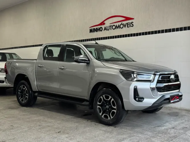 Toyota Hilux CD SRX 4X4 2.8 TDI 16V Diesel Aut. 2022