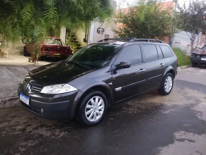 Renault Megane Grand Tour Dynam. Hi-flex 1.6 16V 2012