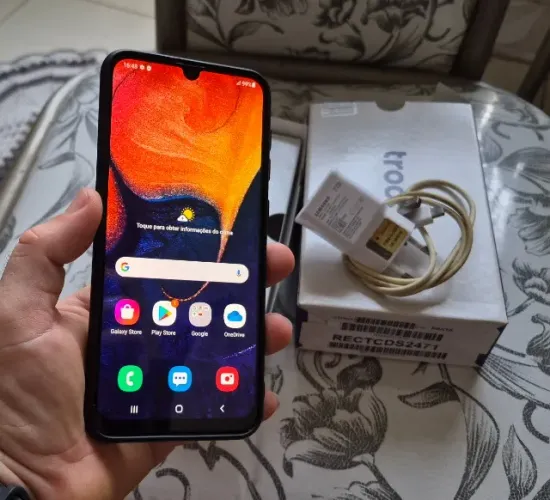 Samsung Galaxy A50