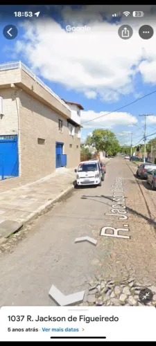 aluga-se Depósito. 