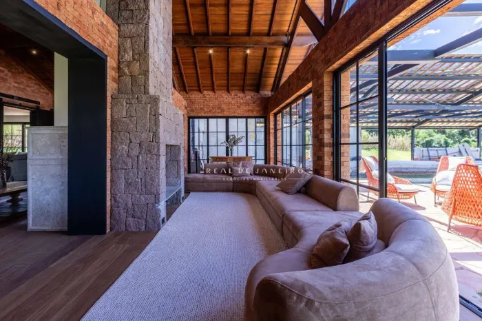 Fazenda Boa Vista - Casa Condomínio com 664 m² e 6 suites.