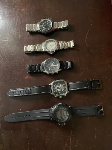 5 relógios pelo preço de 1 (originais)