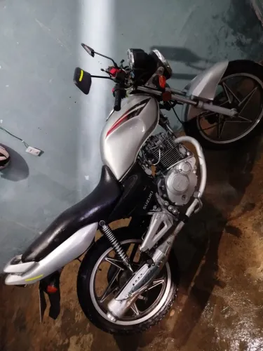 YES 125 zera 7k 2014
