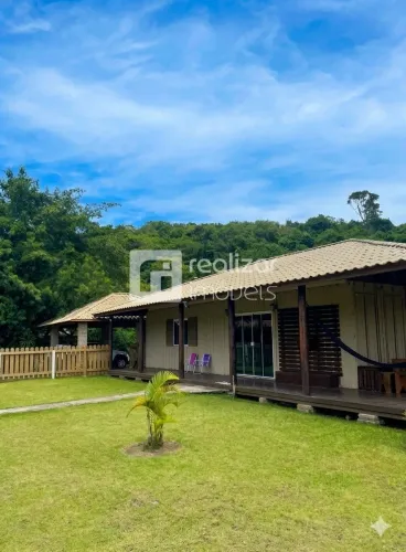 Casa 3 quartos no bairro Sambaqui - Florianópolis