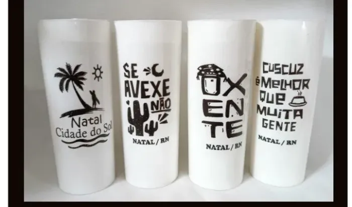 Copos e lembranças para festas e eventos