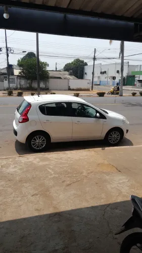 Fiat Palio Essence Dualogic 1.6 Flex 16V 5P 2013