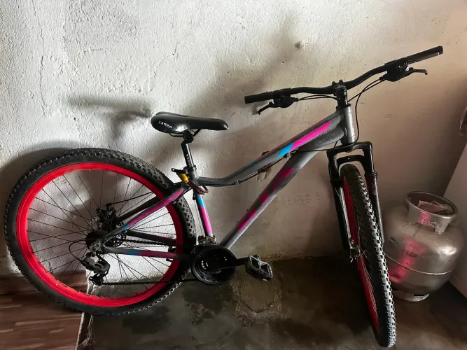 Vende-se bicicleta aro 29